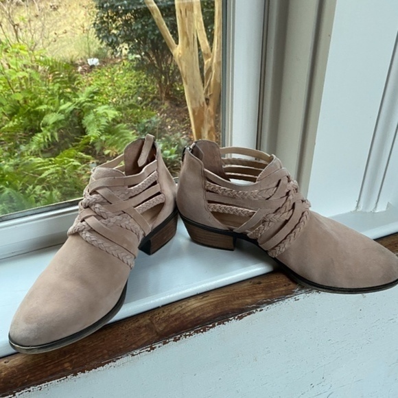 Calson Pink Suede Pink Bootie - Picture 5 of 8